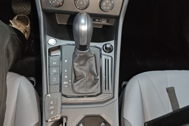 Used Volkswagen Lavida 2024 1.5L Automatic 5 Million Edition