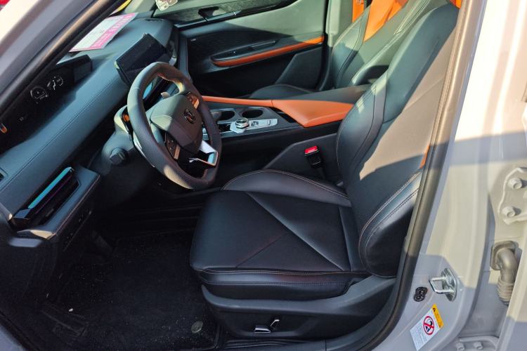 Used Changan UNI-V 2022 1.5T Prestige Version