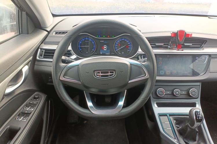 Used Geely Auto Emgrand 2019 Leading Edition 1.5L Manual Fashion Model China VI Standard
