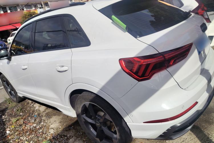 Used Audi Q3 2021 35 TFSI Fashion Dynamic Model
