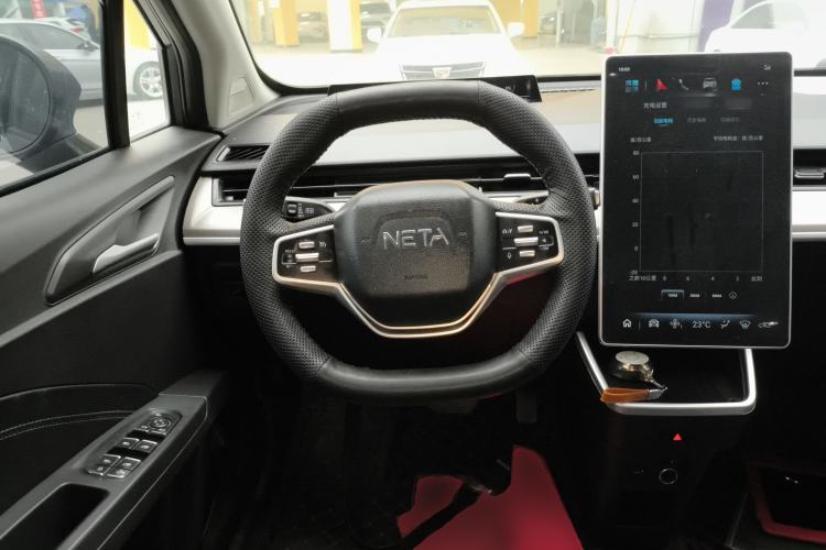 Used NETA V 2021 Long-Range Entertainment Edition Upgrade Model