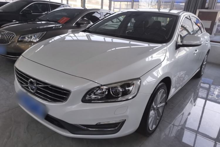 Used Volvo S60 2017 S60L T4 Smart Range Edition
