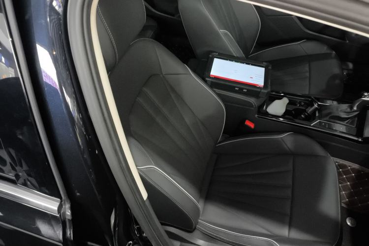 TDK.VehicleDetails.img