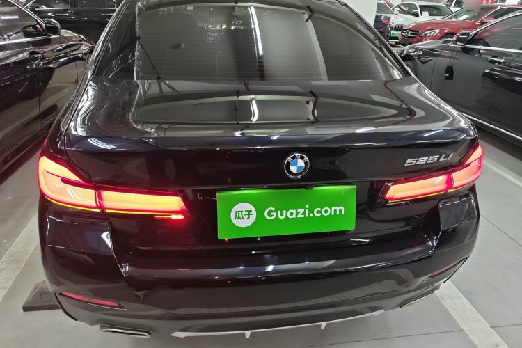 Used BMW 5 Series 2022 Second Facelift 525Li M Sport Package