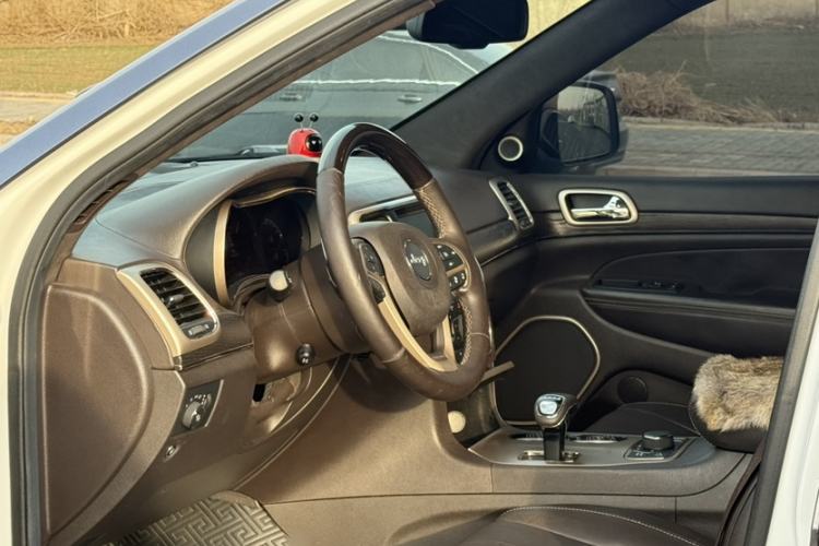 Used  Grand Cherokee (Import) 2014 3.0L Flagship Zunyue Edition
