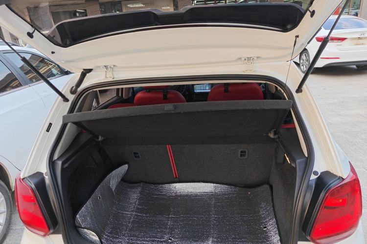 Used Volkswagen Polo 2018 1.5L Automatic Enjoyment Model