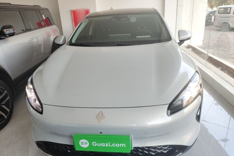 Used Baojun Enjoy 2025 All-Electric 600km Luxury Edition
