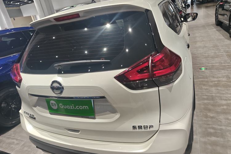 Used Nissan X-Trail 2022 2.0L Two-Wheel Drive Smart Connect & Comfort Edition