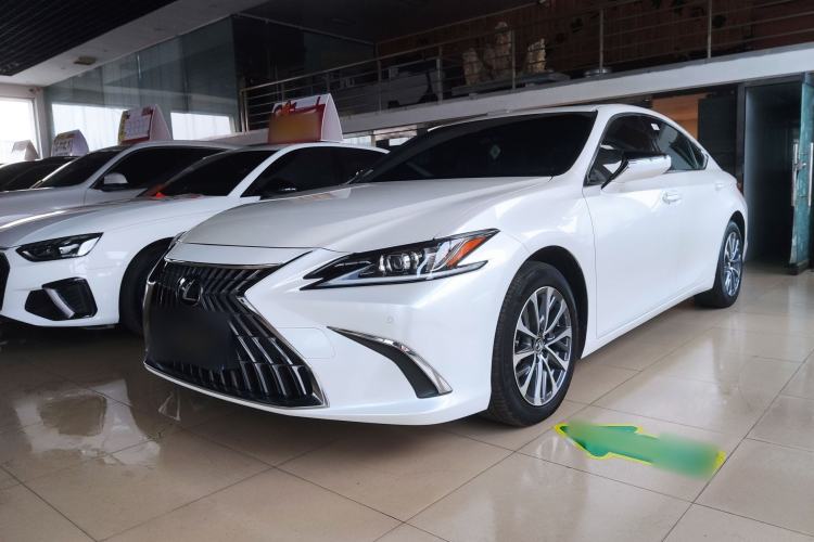 Used Lexus ES 2023 200 Excellence Edition