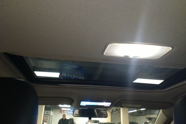 Used Toyota Levin 2017 Revised Dual-Engine 1.8H GS E-CVT Elite Sunroof Version China V Standard