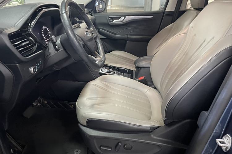 Used Ford Escape 2020 EcoBoost 245 Two-Wheel-Drive Comfort Edition
