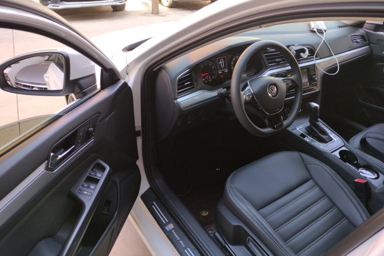 Used Volkswagen Lamando 2021 230TSI DSG Fashion Edition