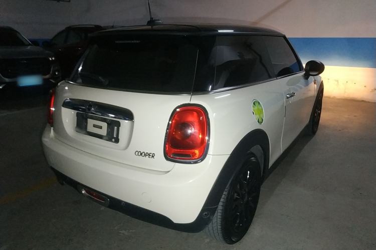 Used  MINI 2016 1.5T COOPER
