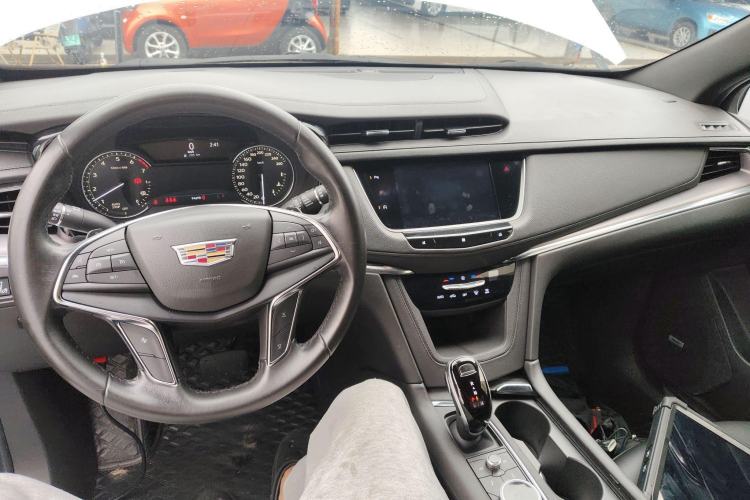 Used Cadillac XT5 2020 28T Tech Edition