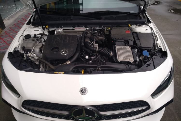 Used Mercedes-Benz A-Class 2024 Updated A 200 L Fashion Version
