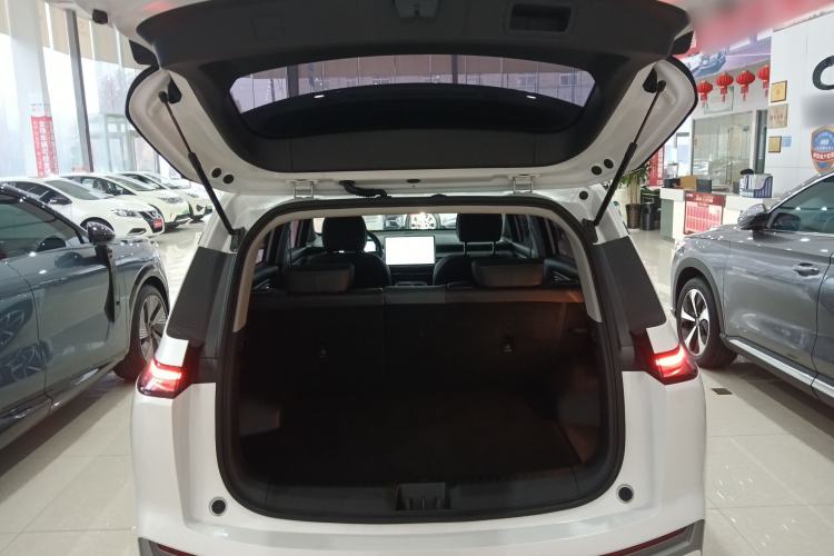 Used AION Y 2023 Younger Star Edition