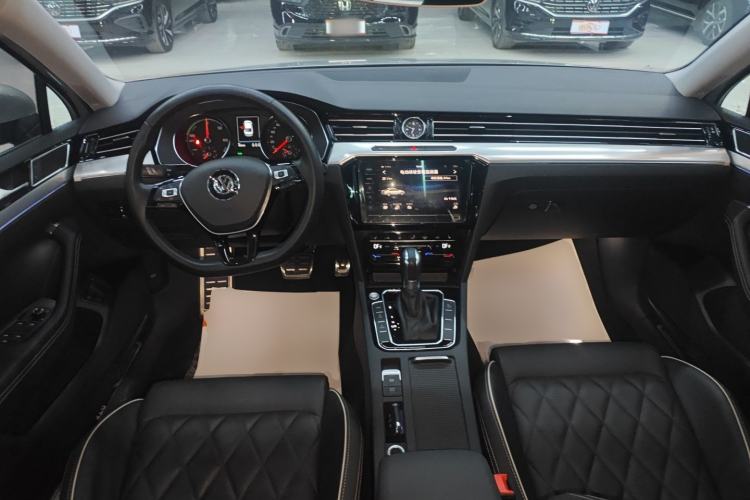 Used Volkswagen Magotan GTE Plug-in Hybrid 2020 GTE Luxury Model