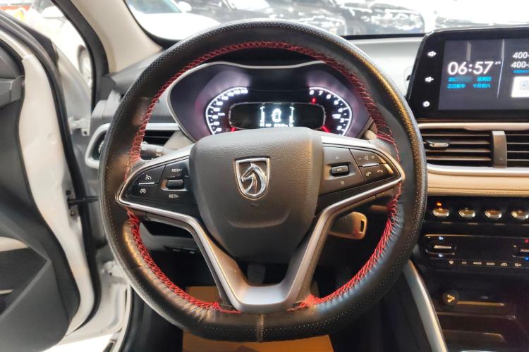 Used Baojun 510 2019 1.5L Manual Enjoyment Model 77kW China VI Emission Standard
