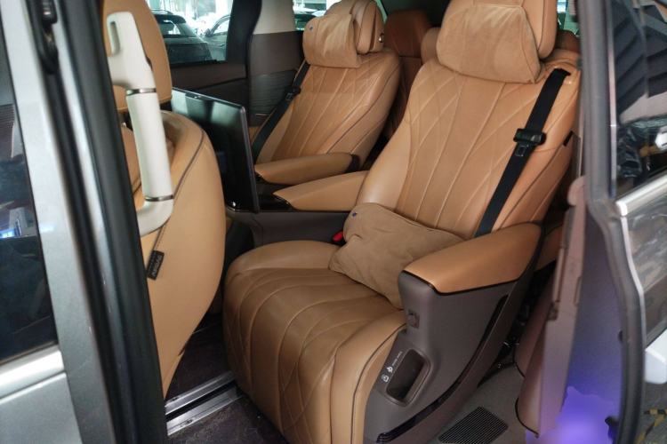 Used Denza D9 2022 DM-i 970 Four-Wheel Drive Flagship Model