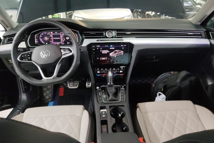 Used Volkswagen Magotan 2023 2 Million Units Commemorative Edition 330TSI DSG Luxury Version