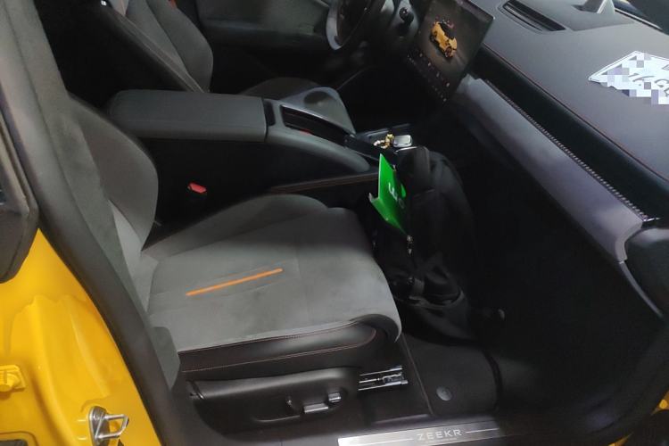 Used Zeekr 007 2024 Four-Wheel-Drive Performance Version 100 kWh
