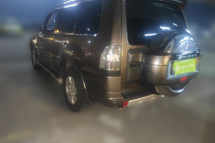 Used Mitsubishi Pajero (Import) 2016 3.0L Automatic Luxury Version China V Standard
