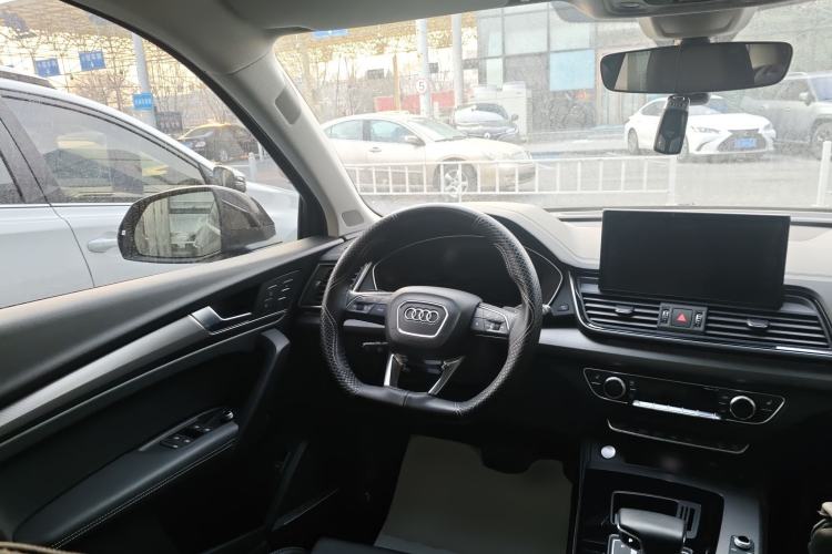 Used Audi Q5L 2022 45T Luxury Dynamic Model
