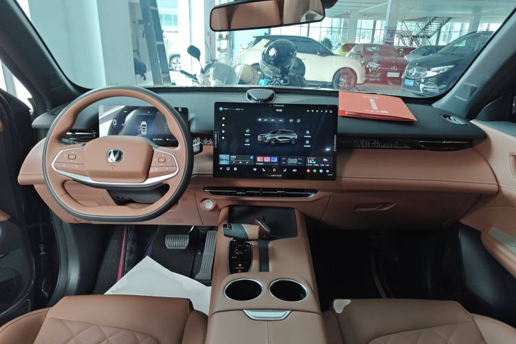 Used Changan UNI-Z New Energy 2024 Blue Whale Smart Electric iDD 125km Beyond Edition
