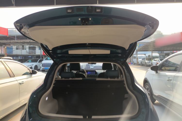 Used ORA Good Cat 2023 401 km Standard Range Premium Version Lithium Iron Phosphate