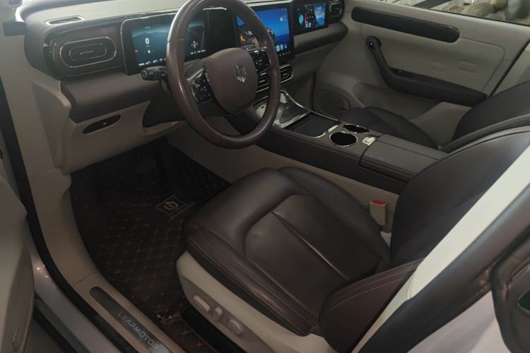 Used Leapmotor C11 2023 Range-Extended 285 Smart Enjoyment Edition
