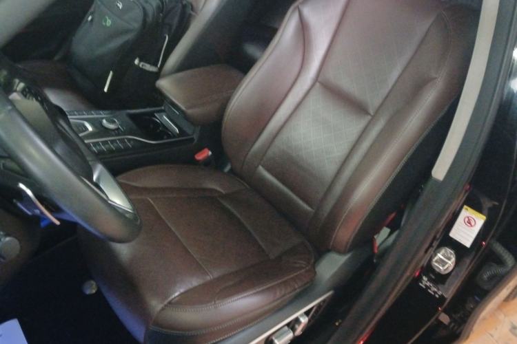 Used Wey VV6 2021 2.0T Two-Wheel Drive Smart Plus
