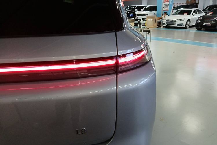 Used Li Auto L8 2023 Pro Model