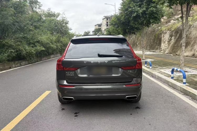 Used Volvo XC60 2019 T5 4x4 Smart Edition China V Standard
