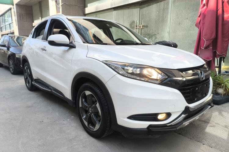 Used Honda Vezel 2015 1.8L CVT 2WD Luxury Model