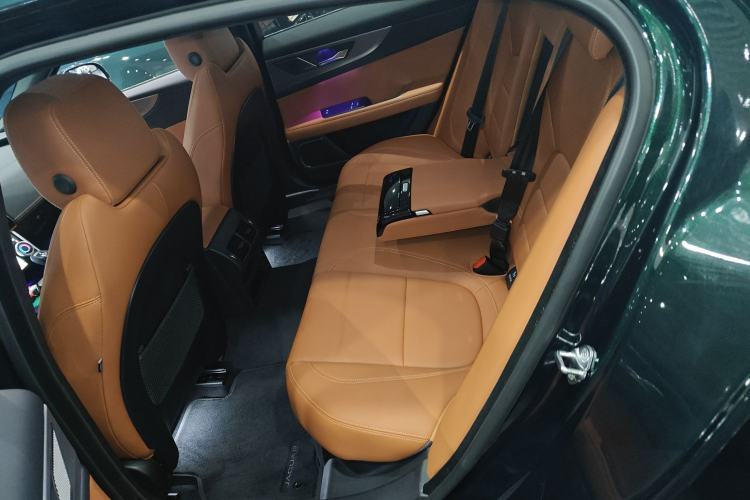 Used Jaguar XEL 2024 2.0T 250 PS R-DYNAMIC S Advanced Sport Edition
