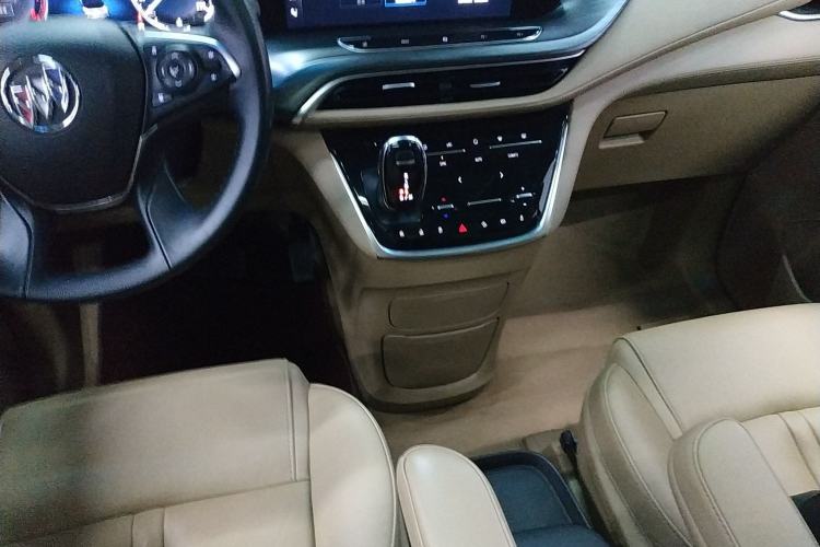 Used Buick GL8 2021 ES Land Cruiser 653T Luxury Edition
