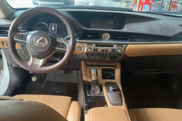 Used Lexus ES 2015 200 Elite Edition