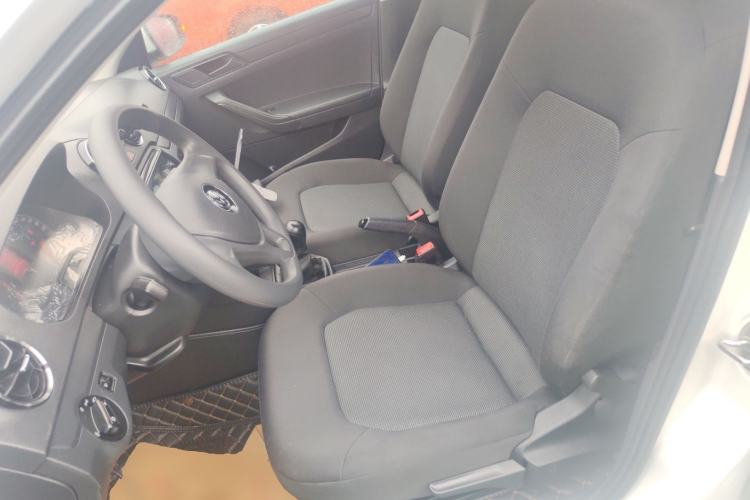 Used Volkswagen Jetta 2019 Dream Edition 1.4L Manual Fashion Version