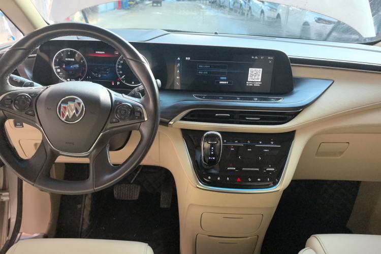 Used Buick GL8 2022 ES Landtrek 653T Luxury Edition
