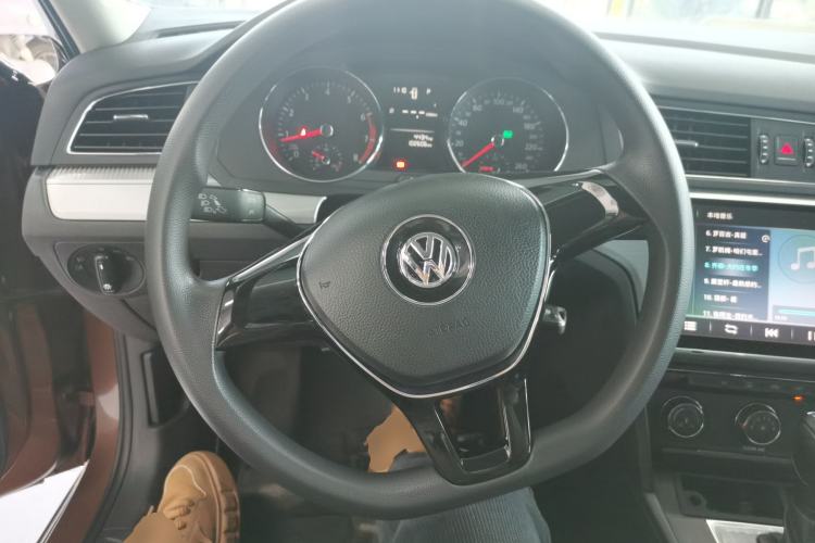 Used Volkswagen Lamando 2017 230TSI DSG Fashion Edition
