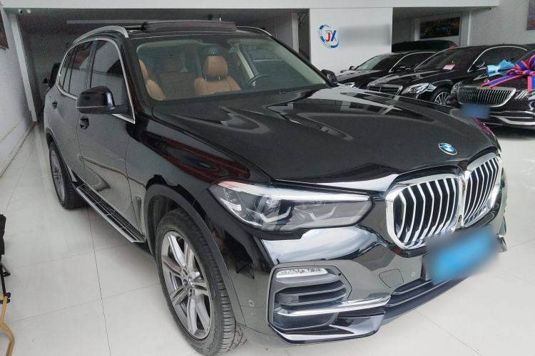 Used BMW X5 2019 xDrive40i M Sport U.S. specification
