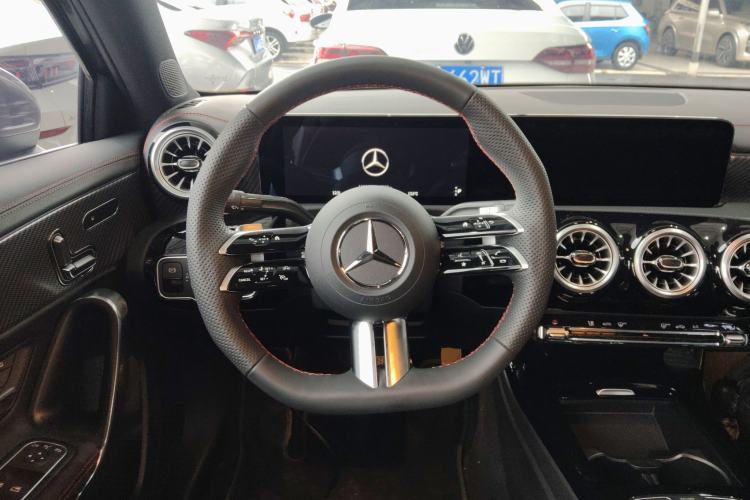 Used Mercedes-Benz A-Class 2025 A 200 L Fashion Model

