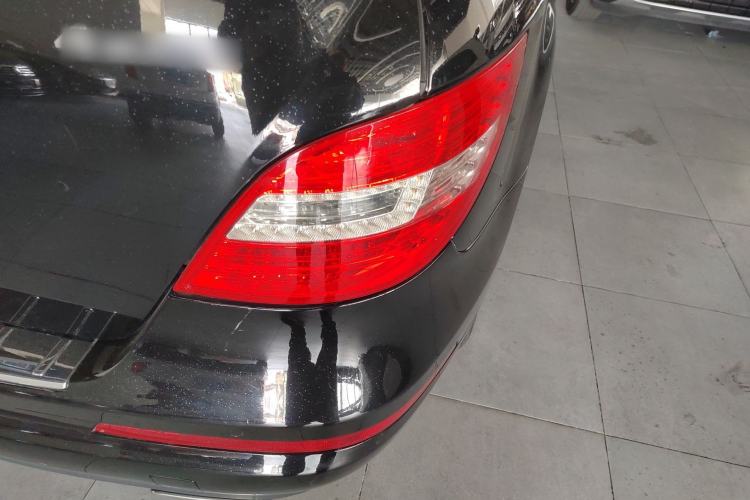 Used Mercedes-Benz R-Class 2017 R 320 4MATIC Business Edition Prestige Model
