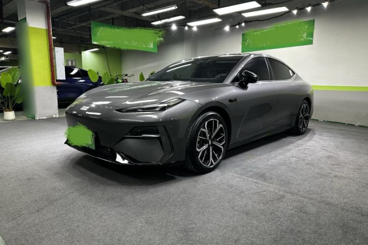 Used  E8 2025 700 km Long-Range Intelligent Driving Version