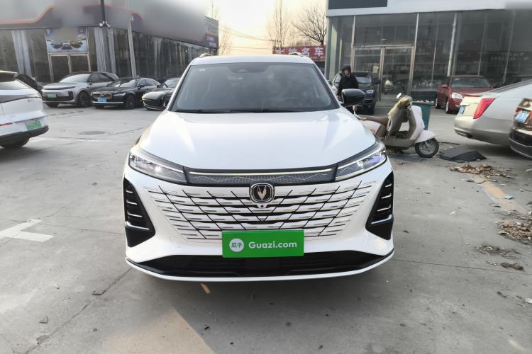 Used Changan CS75 PLUS 2024 3rd Generation Champion Edition 2.0T Intelligent Drive Performance Model
