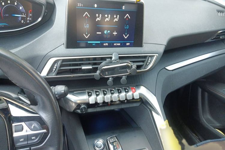 Used Peugeot 5008 2017 350THP 7-Seater Elite Edition
