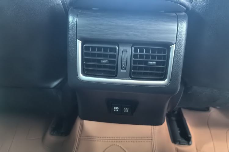 Used Toyota Camry 2021 2.0G Luxury Edition
