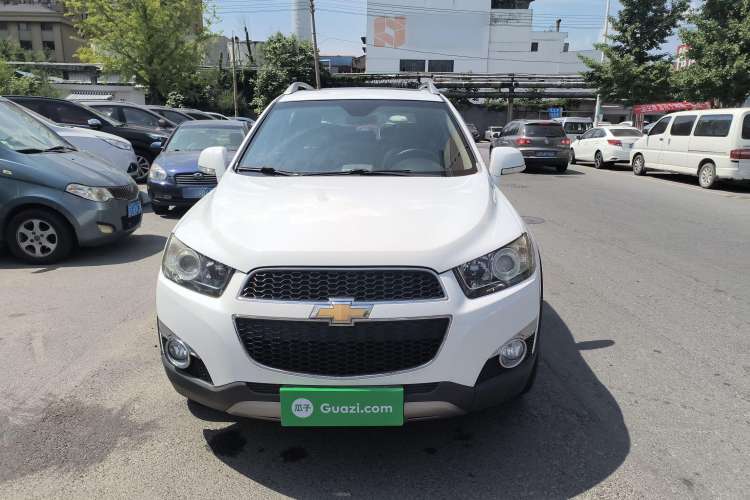 Used Chevrolet Captiva 2012 2.4L 4x4 Flagship Edition 7 Seats
