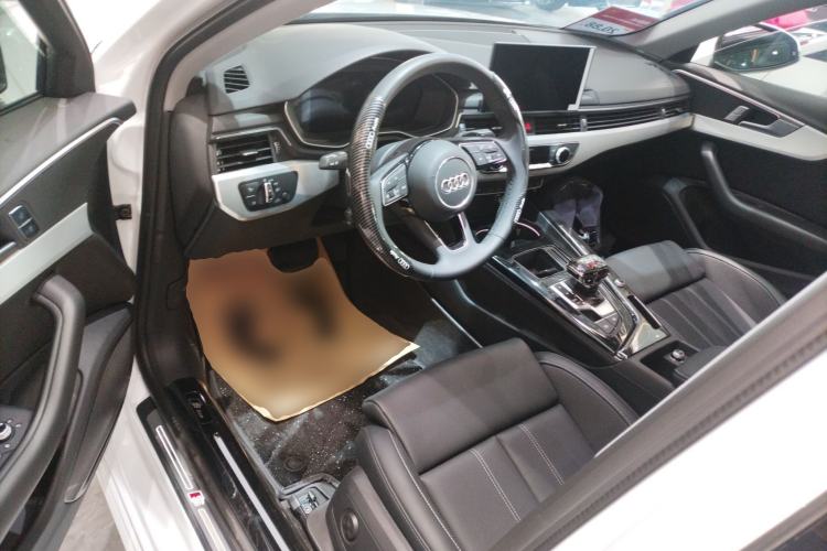 Used Audi A4L 2025 2 Million Units Enjoyment Version 40 TFSI Stylish and Dynamic Type