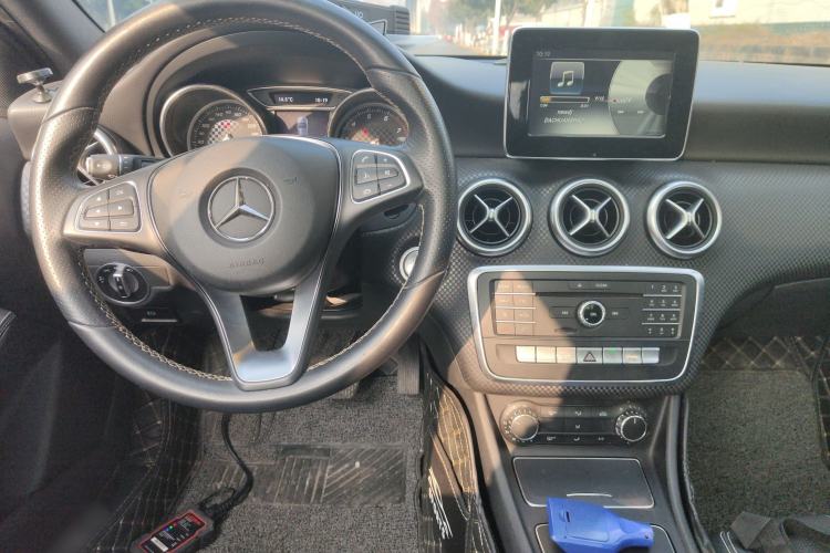 Used Mercedes-Benz A-Class 2016 A 200 Fashion Model